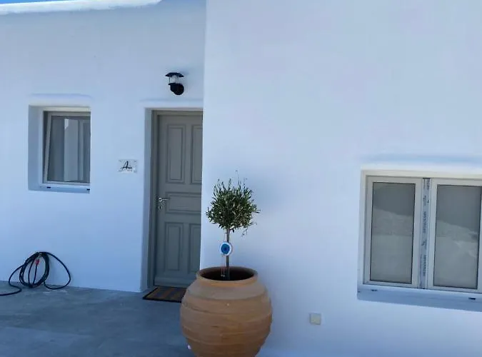 Miramare Mykonos Willa Merchia Beach