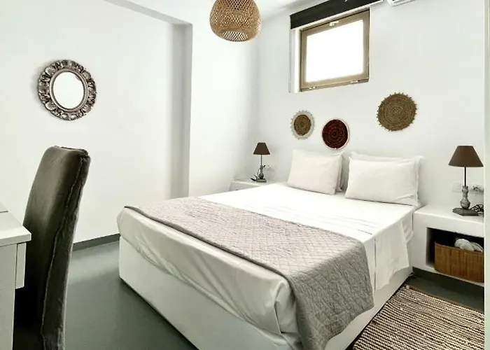 Miramare Mykonos * Merchia Beach