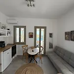 Miramare Mykonos Merhia-part