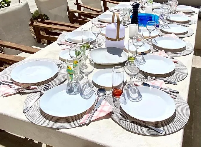 Miramare Mykonos * Merchia Beach